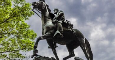 Charlottesville Robert E. Lee